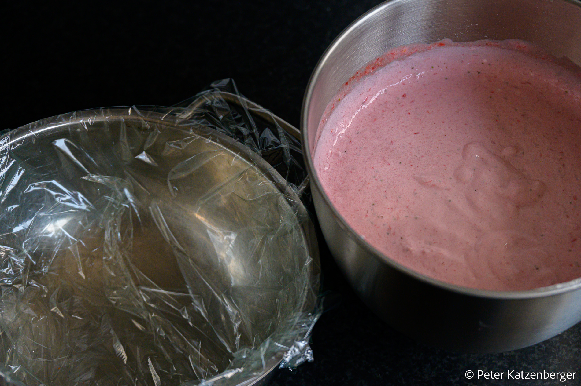 Erdbeer-Kuppel-Torte - Bistro Global