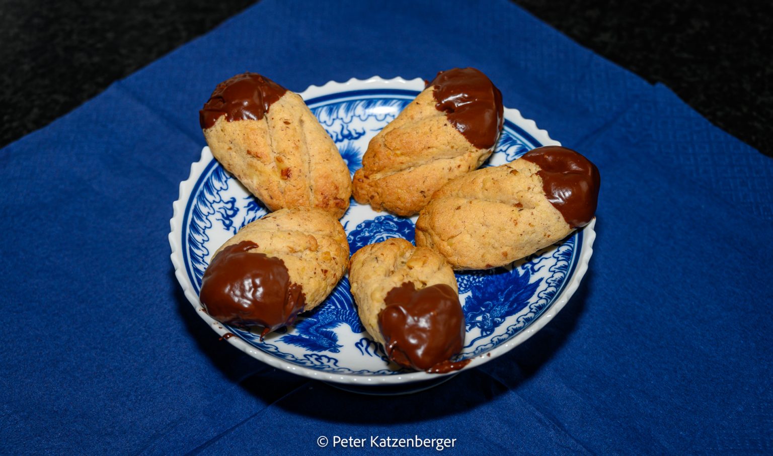 Walnuss-Laibchen - Bistro Global